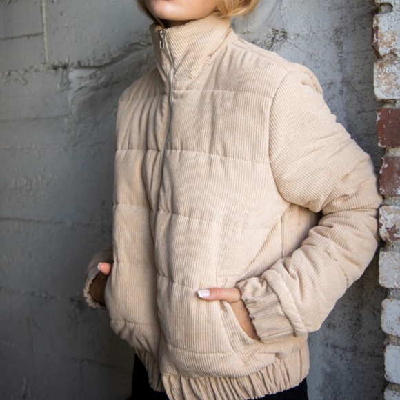 Last 1! NWT Beige Corduroy Puffer Jacket - Picture 4 of 6